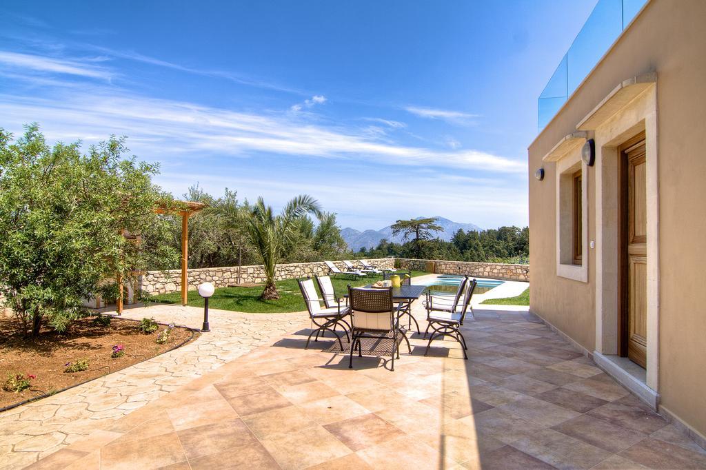 Green Paradise Villa Margarítai Pokoj fotografie
