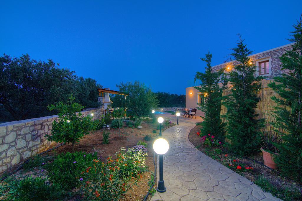 Green Paradise Villa Margarítai Pokoj fotografie